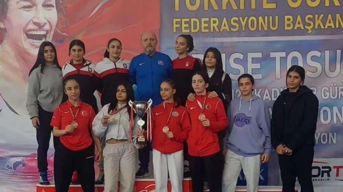  Spor Kulübü öğrencilerimiz Türkiye ikincisi